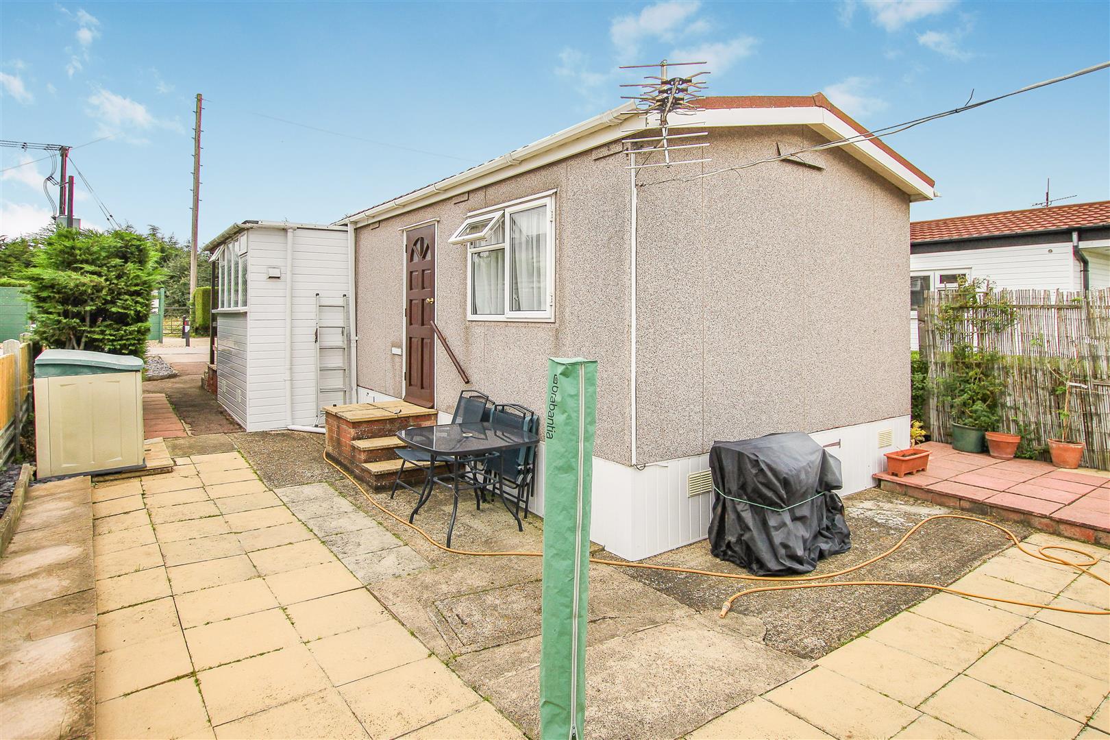 Lower Dunton Road, Dunton, Brentwood Keith Ashton